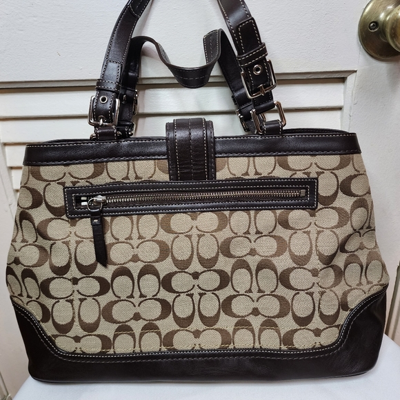 Coach Purse Hampton Signature Handbag Brown Canvas Leather - Picture 2 of 4
